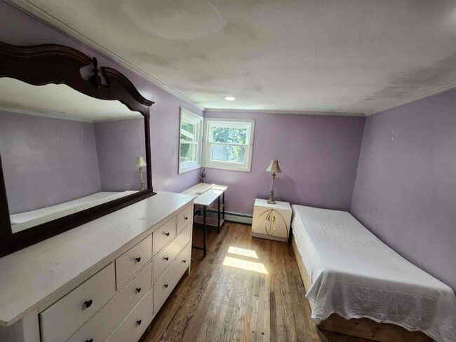 property at 62 Ridge Ave