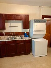 20 Glade Ave, Unit 1 in Boston, MA - Foto de edificio - Building Photo