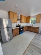 2811 Tulare Ave in Richmond, CA - Building Photo - Building Photo
