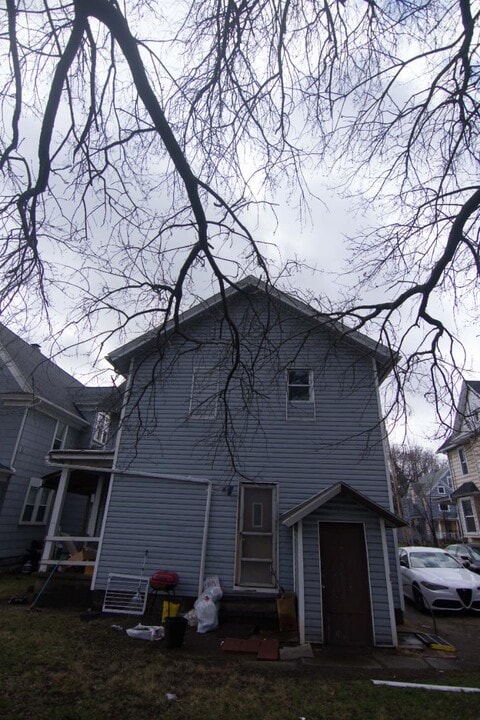 543 E Buchtel Ave in Akron, OH - Building Photo