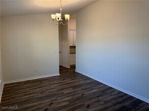 1712 SW 3rd Terrace in Cape Coral, FL - Foto de edificio - Building Photo