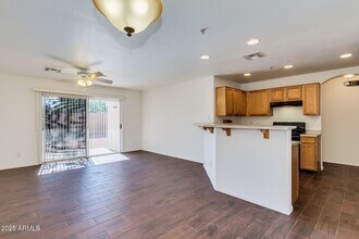 15381 W Evans Dr in Surprise, AZ - Building Photo - Building Photo