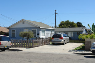 228-230 E B St Apartments