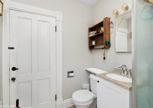 40 S Slusser St in Grayslake, IL - Building Photo - Building Photo