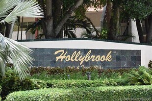 8962 S Hollybrook Blvd in Pembroke Pines, FL - Building Photo