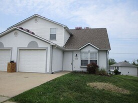 3509-3511-3511 La Mesa Dr in Columbia, MO - Building Photo