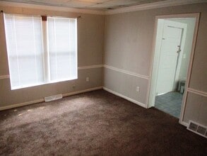 304 N Allin St in Bloomington, IL - Building Photo - Building Photo