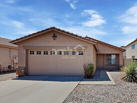 813 E Nardini St in Queen Creek, AZ - Building Photo