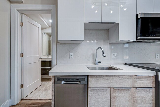 13 Sudbury St-Unit -403 in Worcester, MA - Building Photo - Building Photo