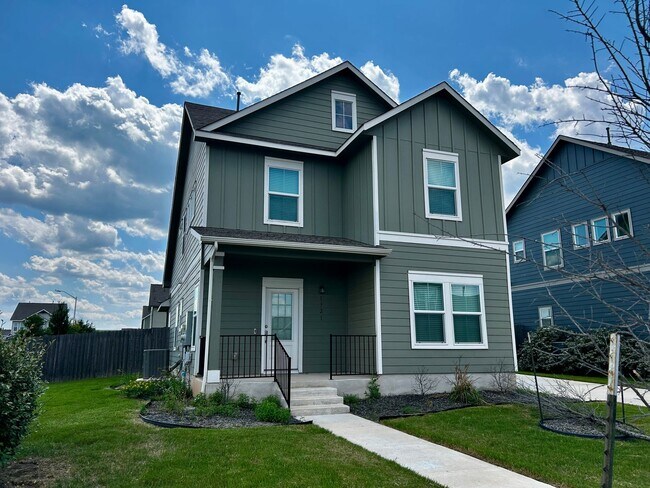 property at 1321 Weatherford Ln