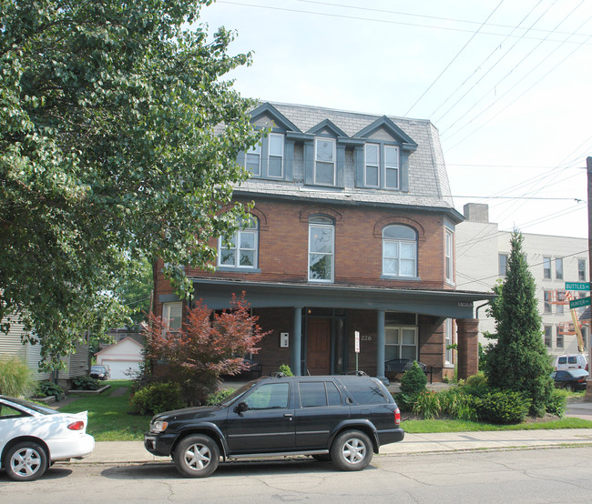 226 Buttles Ave in Columbus, OH - Building Photo - Building Photo