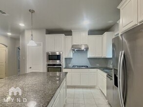 3309 Damsel Sauvage Ln in Lewisville, TX - Building Photo - Building Photo