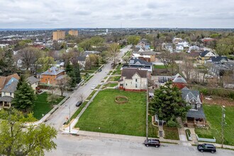 1102 S 31st St in Omaha, NE - Foto de edificio - Building Photo