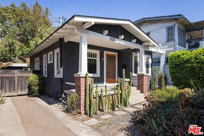 property at 1327 Portia St