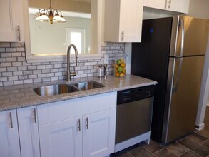 2523 Meadows Landing in Chesapeake, VA - Building Photo - Building Photo