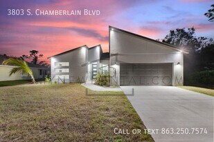 3803 S Chamberlain Blvd, Unit S0041B in North Port, FL - Building Photo