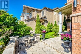 3465 Aquinas Ave in Mississauga, ON - Building Photo - Building Photo