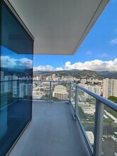 1515 Liona St, Unit Liona 3219 in Honolulu, HI - Building Photo - Building Photo
