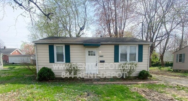 property at 1621 Rheinhardt Ave