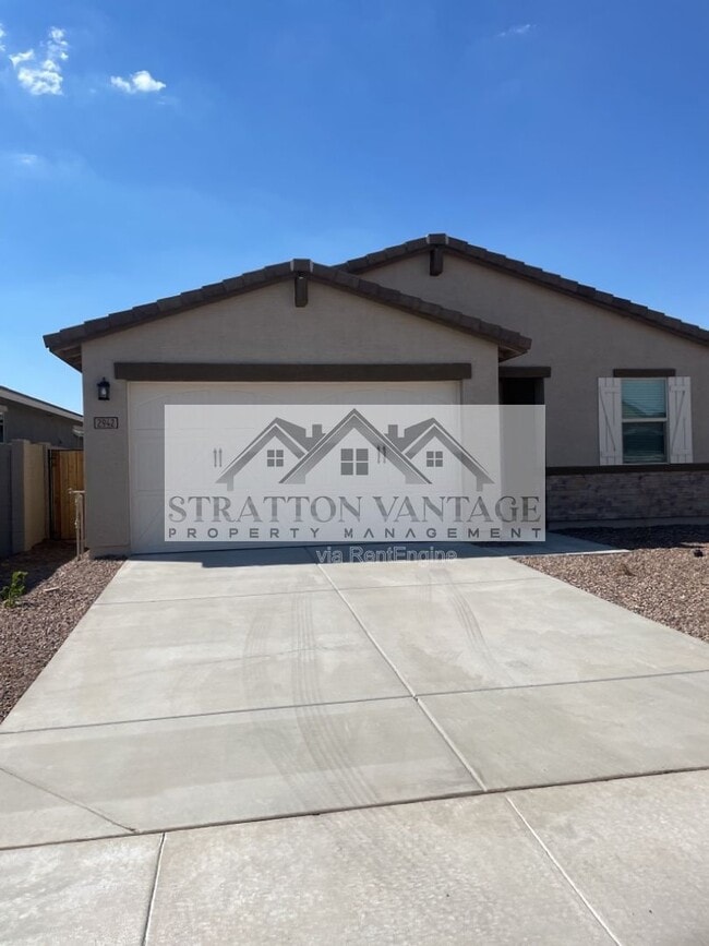 2942 Kim Dr in San Tan Valley, AZ - Building Photo - Building Photo