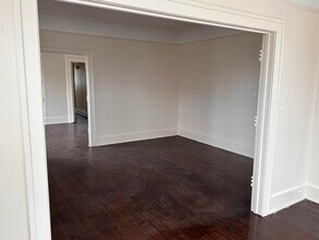 2293 W Philadelphia St in Detroit, MI - Building Photo - Building Photo