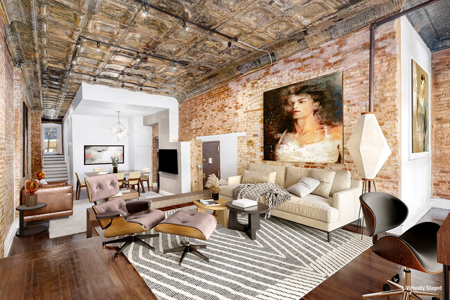 7 W 24th St in New York, NY - Building Photo - Interior Photo