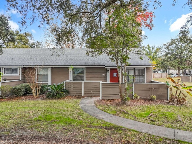 property at 8312 Westover Ct