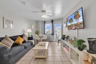 2001 S Ocean Blvd in Myrtle Beach, SC - Building Photo