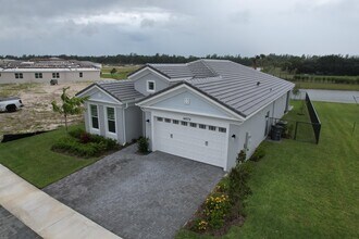 14075 Spruce Pne Dr in Westlake, FL - Building Photo - Building Photo