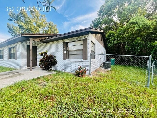 property at 352 Cocoa Ct