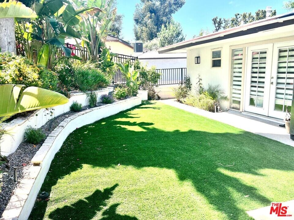 4340 Sepulveda Blvd in Los Angeles, CA - Building Photo