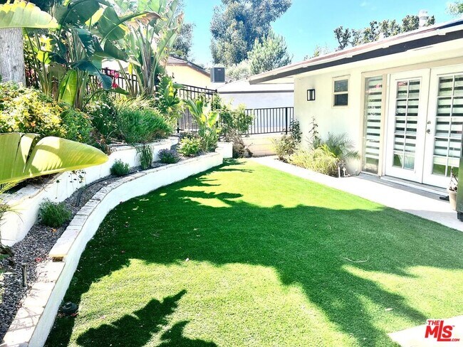 property at 4340 Sepulveda Blvd