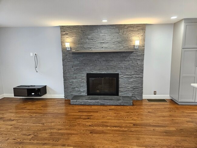 711 E 7th St in Boston, MA - Building Photo - Building Photo