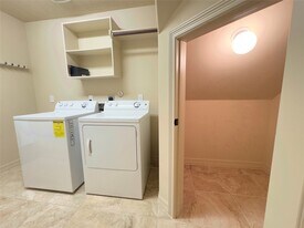 179 Hearthshire Cir in Magnolia, TX - Building Photo