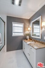 852 11th St in Santa Monica, CA - Building Photo - Building Photo