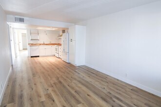 9647 Spyglass Ave in Desert Hot Springs, CA - Building Photo - Building Photo