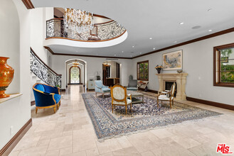 228 Marguerita Ave in Santa Monica, CA - Foto de edificio - Building Photo