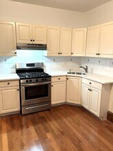 263 W 2nd St in Boston, MA - Building Photo - Building Photo