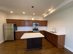 1734 W 35th St in Chicago, IL - Building Photo - Building Photo