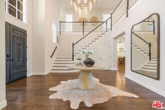 11797 Chaparal St in Los Angeles, CA - Building Photo - Building Photo