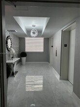 18800 NE 29th Ave in Aventura, FL - Building Photo - Building Photo