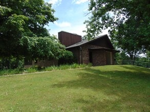 12820 W Hwy EE in Rocheport, MO - Building Photo - Building Photo