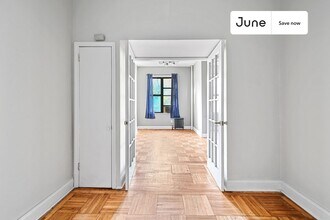 715 E 5th St in New York, NY - Building Photo - Building Photo