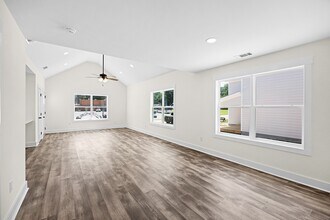 135 Edgewood Ave in Jackson, TN - Building Photo - Building Photo