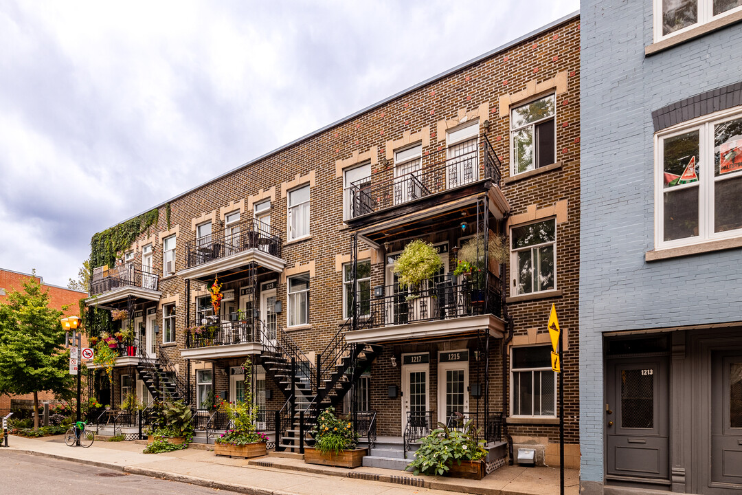 1215-1237 Beaudry Rue in Montréal, QC - Building Photo