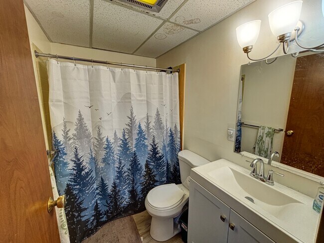 Squaw Mountain Rd in Bangor, ME - Building Photo - Building Photo