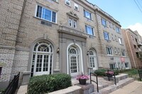 Building Photo - Oakland Apartments in Pittsburgh, Pennsylvania