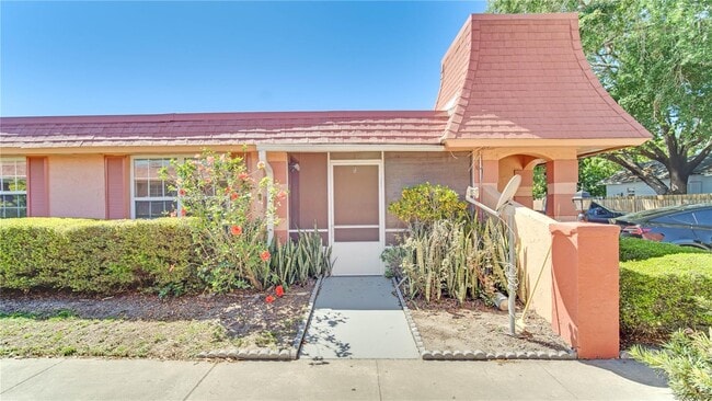property at 2727 W Oak Ridge Rd