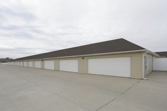 Autumn Ridge Apartment Community in Grand Forks, ND - Foto de edificio - Building Photo