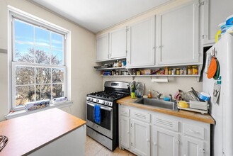 1716 Cambridge St, Unit 31 in Cambridge, MA - Building Photo - Building Photo